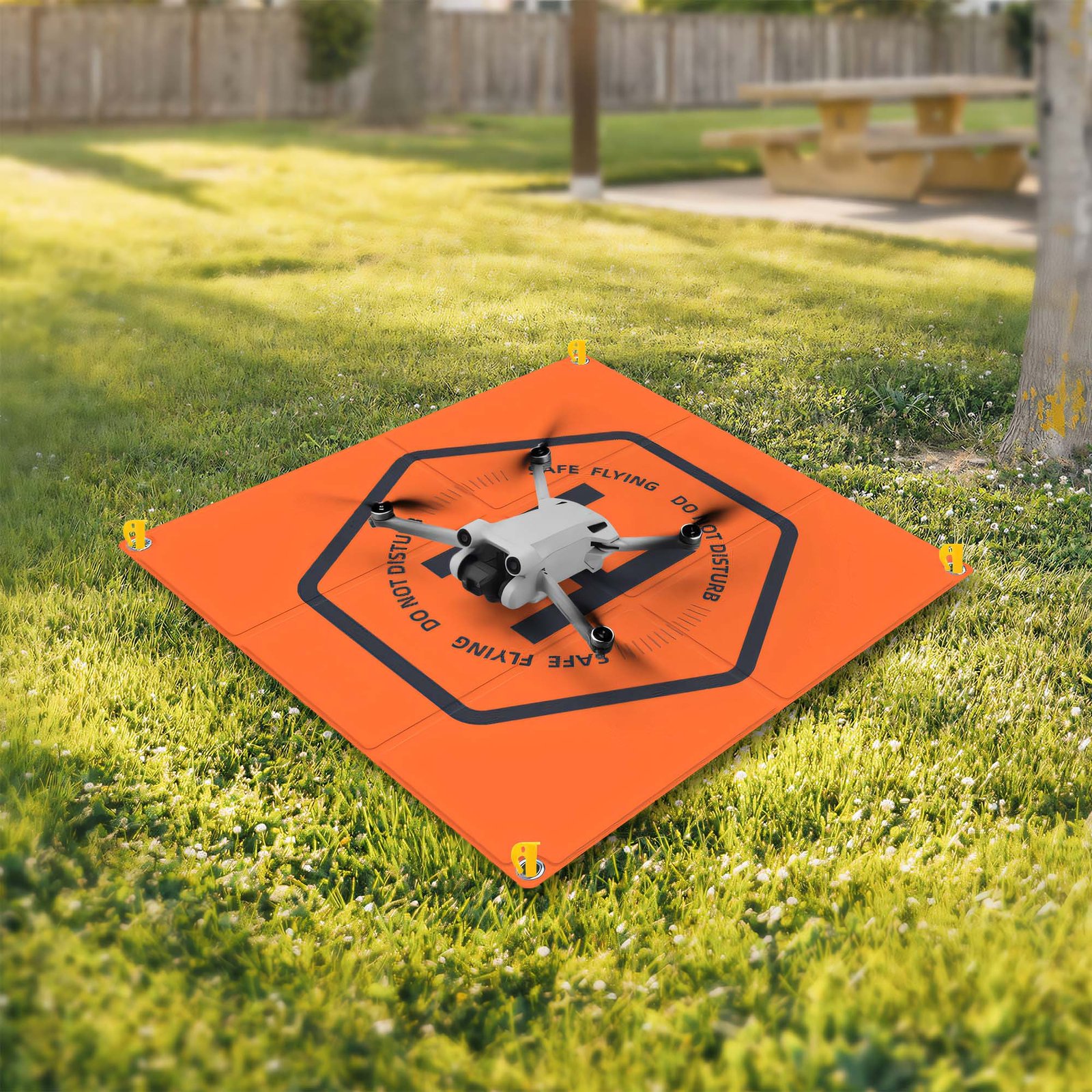 BLACKPIXEL Portable Drone Landing Pad, 50x50 cm Double-Sided, Orange/Grey, Fast-Fold Design with Stakes – Compatible with DJI Mini, Air, Phantom, FPV Racing Drones