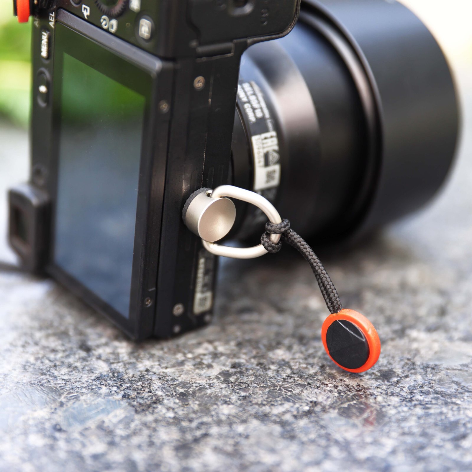 BLACKPIXEL Camera Sling screw | D ring | coated stainless steel | 1/4 thread | for all camera accessories